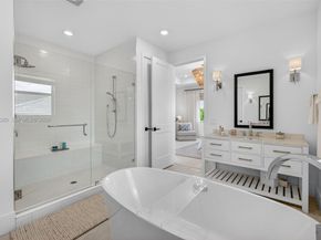 12249 Waterstone Cir, Palm Beach Gardens FL 33412