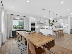 12249 Waterstone Cir, Palm Beach Gardens FL 33412