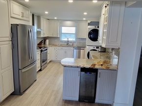 3040 Lake Shore Dr PH2, Riviera Beach FL 33404