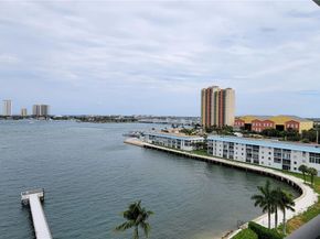 3040 Lake Shore Dr PH2, Riviera Beach FL 33404