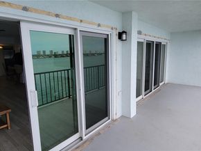 3040 Lake Shore Dr PH2, Riviera Beach FL 33404