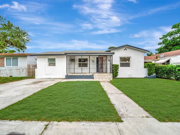 919 NW 76th St, Miami FL 33150