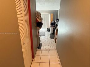 440 E 23rd St 1316, Hialeah FL 33013