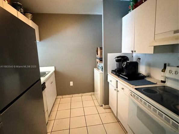 440 E 23rd St 1316, Hialeah FL 33013