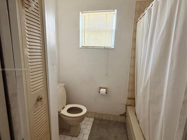 440 E 23rd St 1316, Hialeah FL 33013