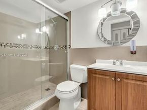 15430 SW 82nd Ln 625, Miami FL 33193