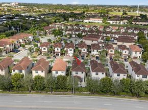 3756 NE 1st St, Homestead FL 33033