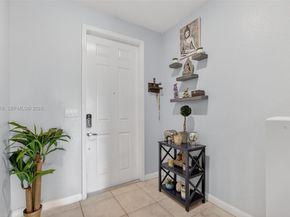 3756 NE 1st St, Homestead FL 33033