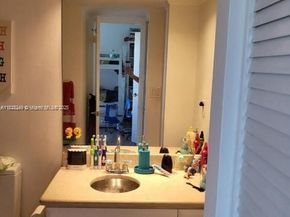 20335 W Country Club Dr PH2, Aventura FL 33180
