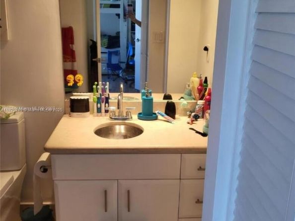 20335 W Country Club Dr PH2, Aventura FL 33180