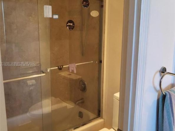 20335 W Country Club Dr PH2, Aventura FL 33180