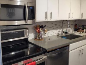 20335 W Country Club Dr PH2, Aventura FL 33180