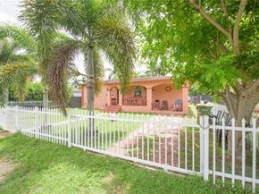 916 NW 3rd Ave, Homestead FL 33030