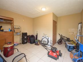 916 NW 3rd Ave, Homestead FL 33030