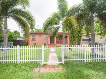 916 NW 3rd Ave