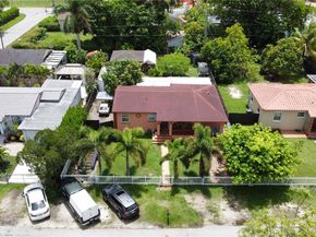 916 NW 3rd Ave, Homestead FL 33030