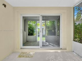 1524 Biarritz Dr, Miami Beach FL 33141