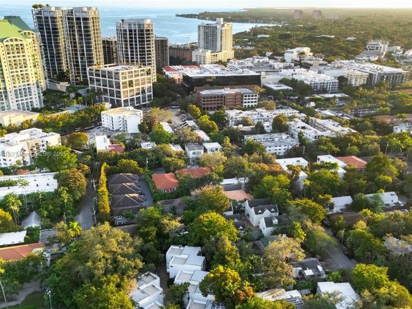 3149 Mary St 3149, Miami FL 33133