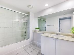 2775 NE 187th St 309, Aventura FL 33180