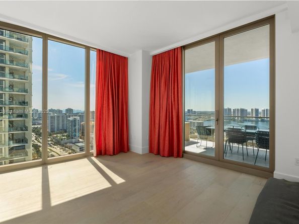 17975 Collins Ave N2401, Sunny Isles Beach FL 33160