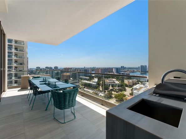 17975 Collins Ave N2401, Sunny Isles Beach FL 33160