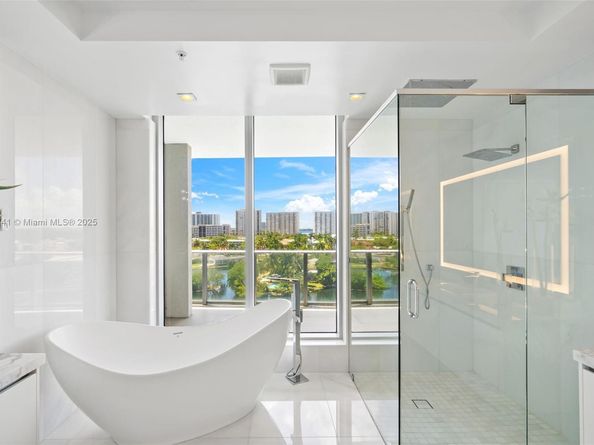 330 Sunny Isles Blvd 5502, Sunny Isles Beach FL 33160