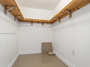 7118 Bonita Dr 405, Miami Beach FL 33141