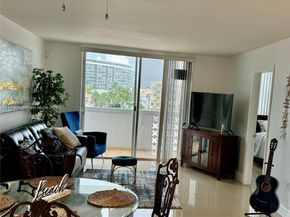 7118 Bonita Dr 405, Miami Beach FL 33141