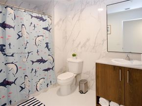 10950 NW 82nd St 204, Doral FL 33178