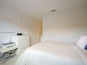 10950 NW 82nd St 204, Doral FL 33178