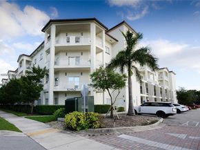 10950 NW 82nd St 204, Doral FL 33178