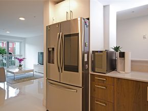 10950 NW 82nd St 204, Doral FL 33178