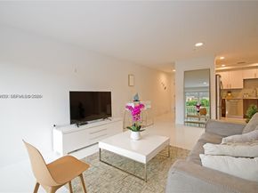 10950 NW 82nd St 204, Doral FL 33178