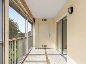 13250 SW 4th Ct 401G, Pembroke Pines FL 33027