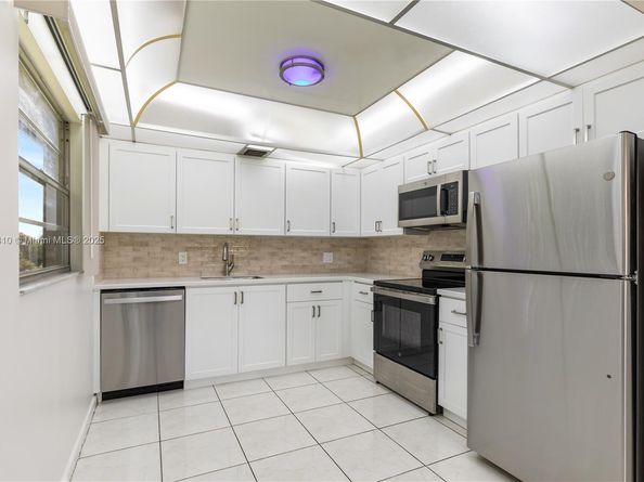 13250 SW 4th Ct 401G, Pembroke Pines FL 33027