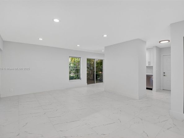 8840 Rheims Rd, Boca Raton FL 33496