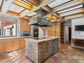 2010 NE 120th Rd, North Miami FL 33181