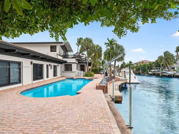 2010 NE 120th Rd, North Miami FL 33181