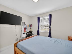 11930 SW 199th St, Miami FL 33177