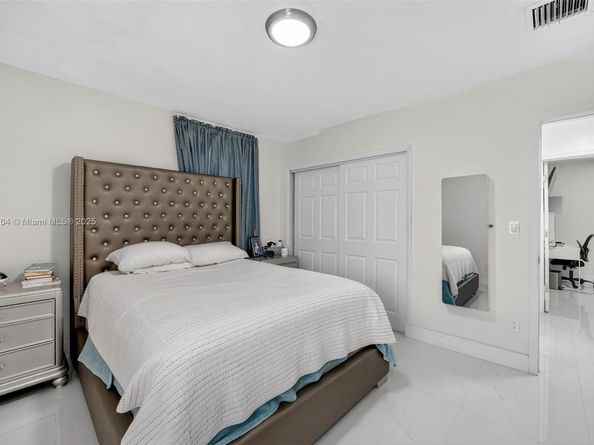 11930 SW 199th St, Miami FL 33177