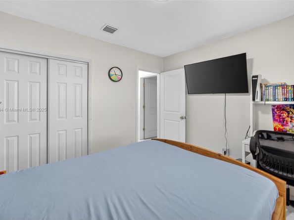 11930 SW 199th St, Miami FL 33177