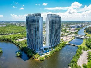 16385 Biscayne Blvd 1002, North Miami Beach FL 33160