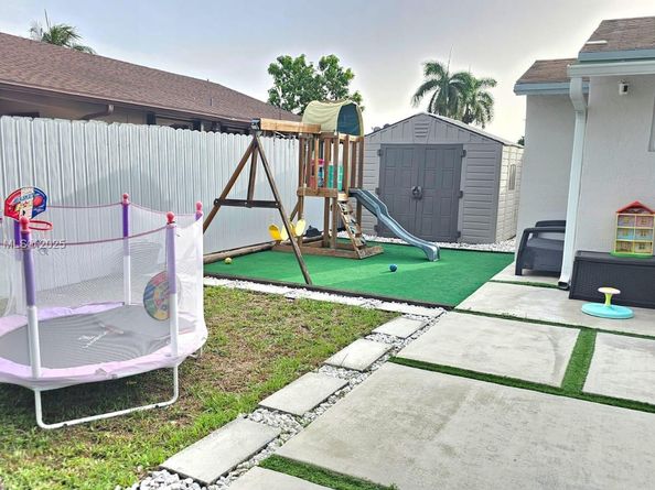 11830 SW 208th Ter, Miami FL 33177