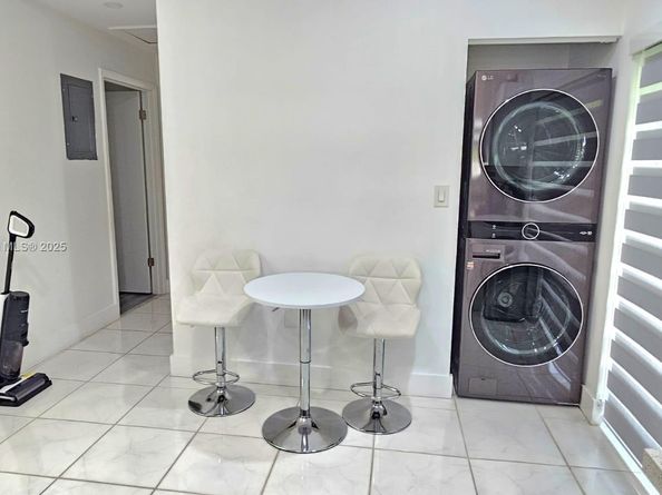 11830 SW 208th Ter, Miami FL 33177