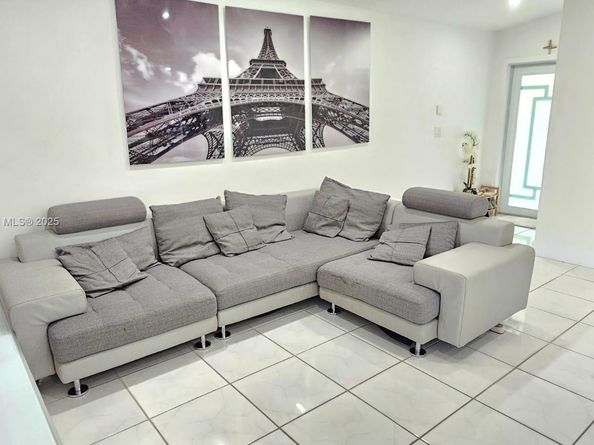 11830 SW 208th Ter, Miami FL 33177