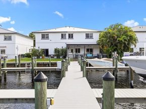 2726 Treasure Cove Cir, Dania Beach FL 33312