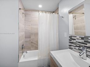 2726 Treasure Cove Cir, Dania Beach FL 33312