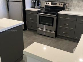 800 NE 195th St 314, Miami FL 33179