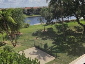 800 NE 195th St 314, Miami FL 33179
