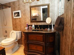 226 Wellington G G, West Palm Beach FL 33417